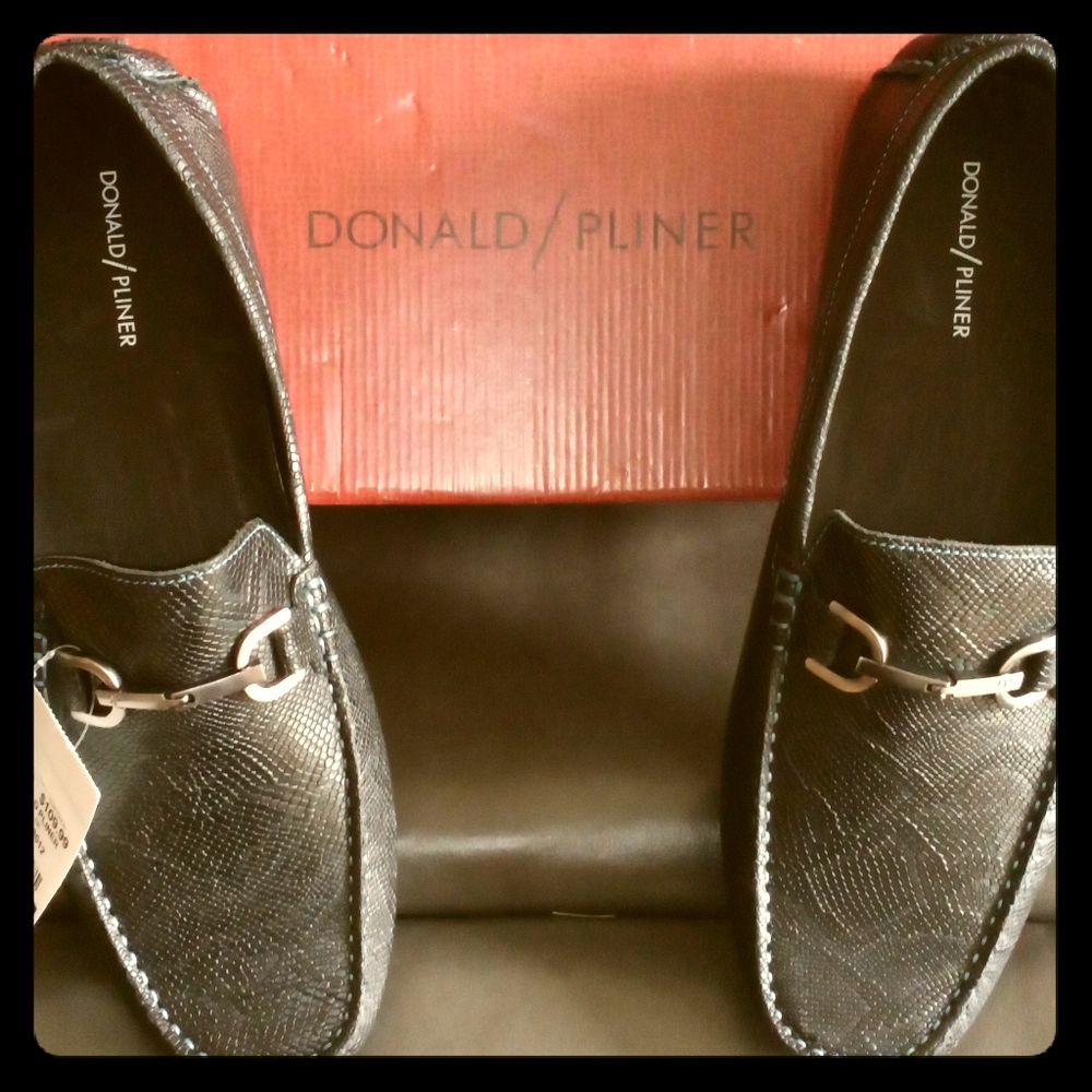 Donald PLiner    (( Size 13 M ))